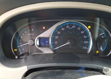 2012 Toyota Sienna Xle z USA, uszkodzony, nr VIN 5TDYK3DC9CS274298